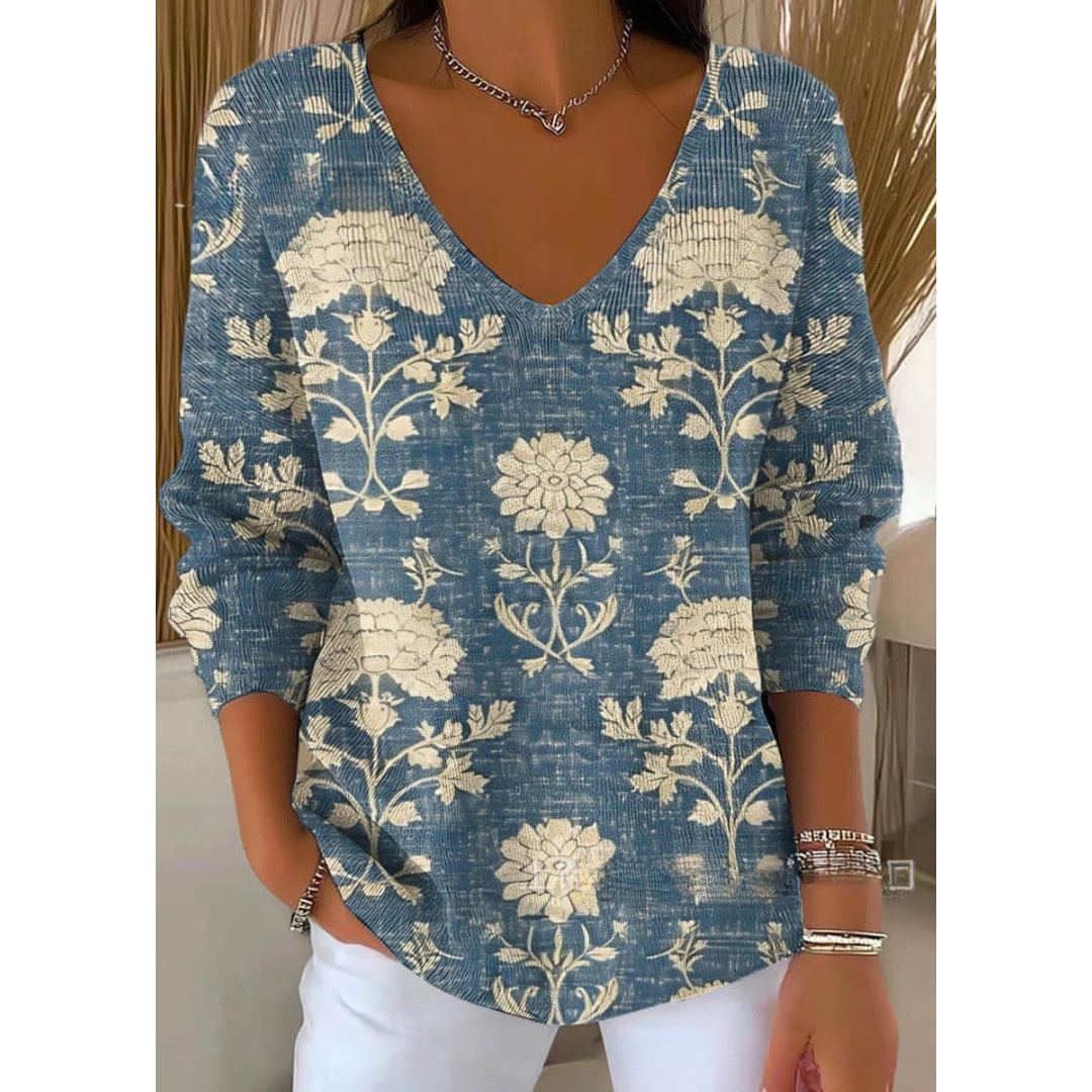 Elara – V-neck jumper