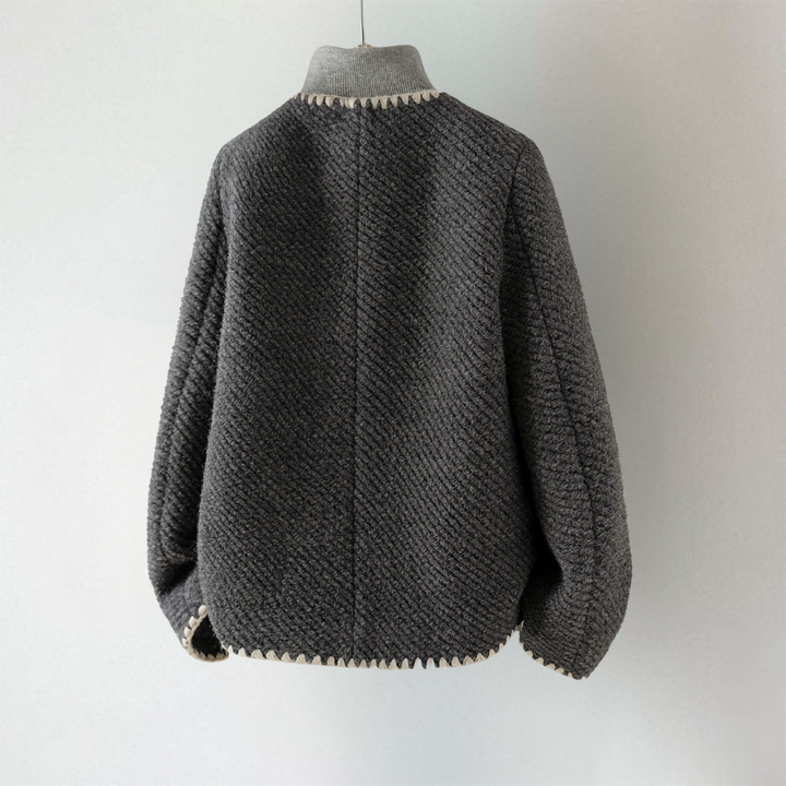 Amaris - Elegant Cardigan