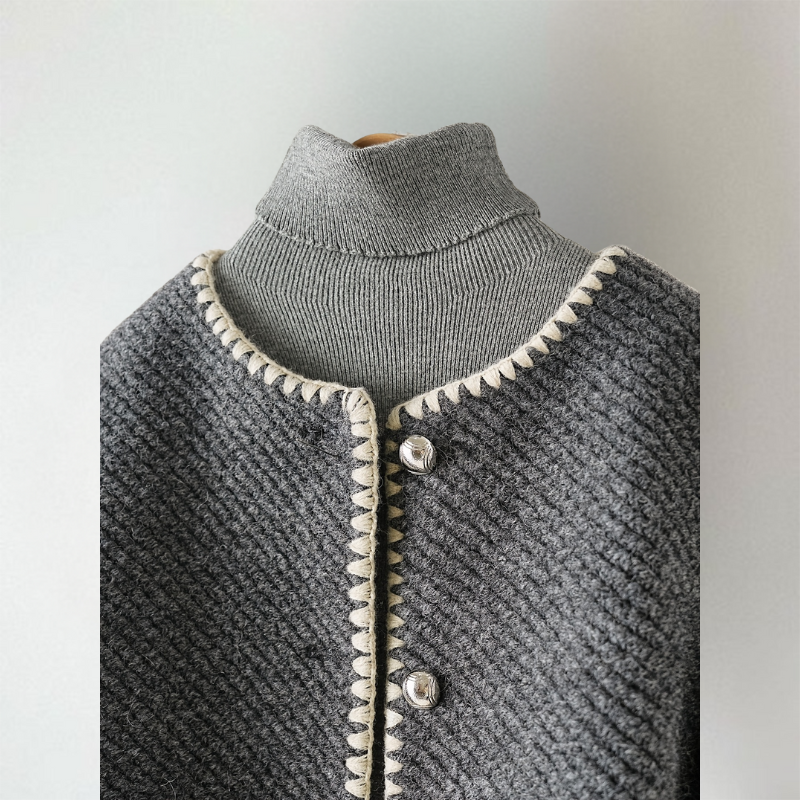 Amaris - Elegant Cardigan