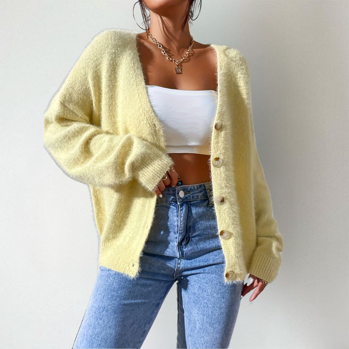 Noelle - Elegant Cardigan