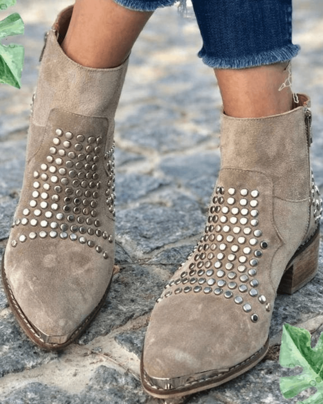 Eva - Ankle Boots with Studs