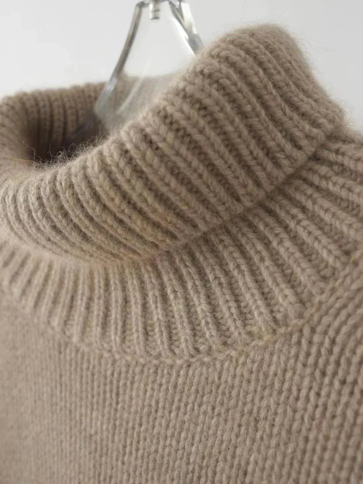 Violette - Cashmere Turtleneck Sweater