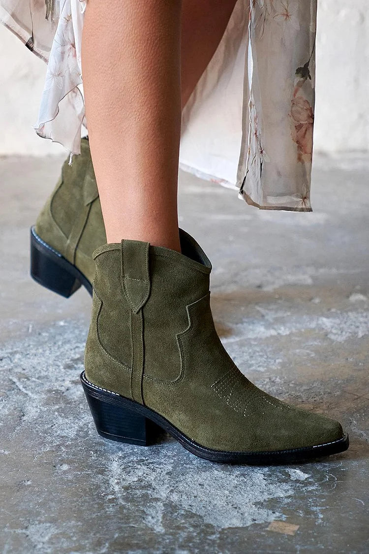 Catalina - Short Suede Ankle Boots