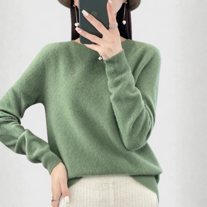 Isleen - Comfortable Sweater