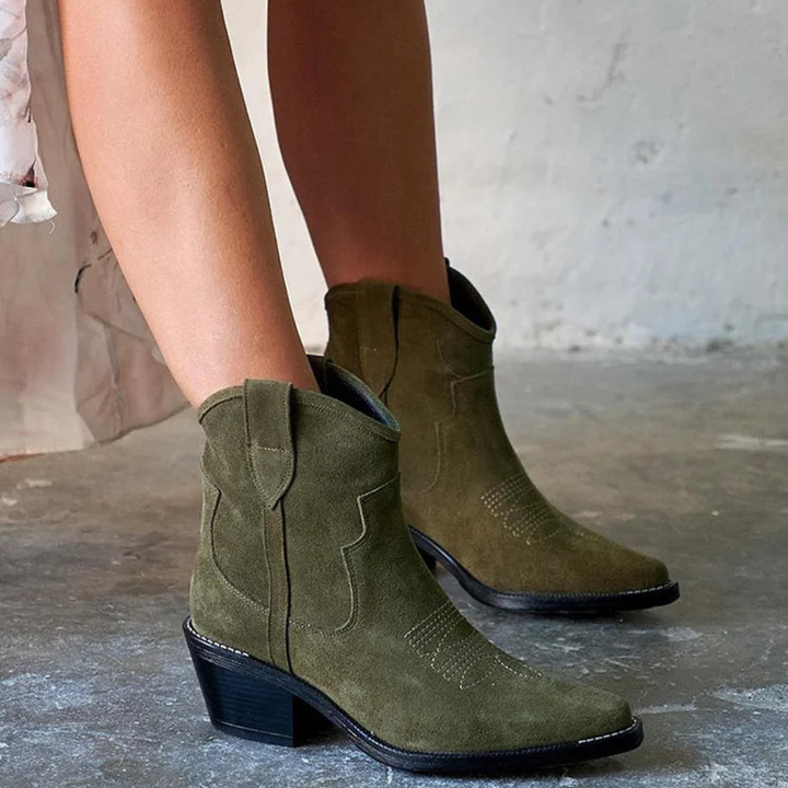 Catalina - Short Suede Ankle Boots