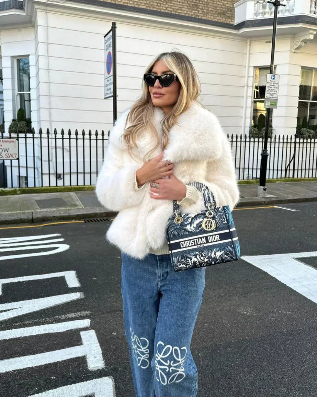 Maryam - Elegant Faux Fur Jacket