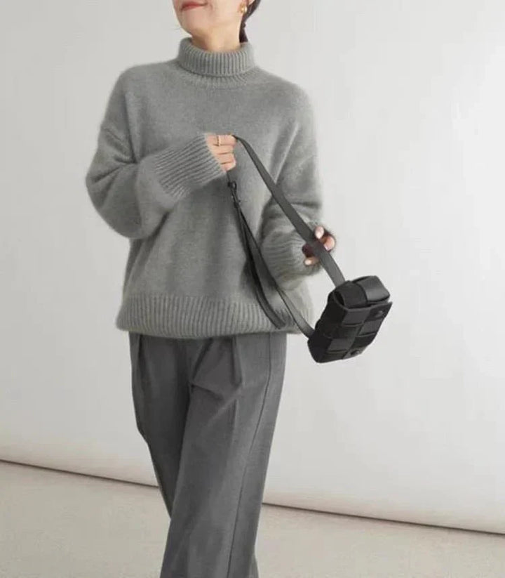 Violette - Cashmere Turtleneck Sweater