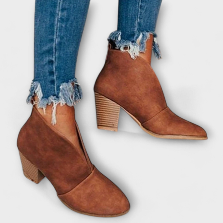 Emilia - Elegant ankle boots for every day