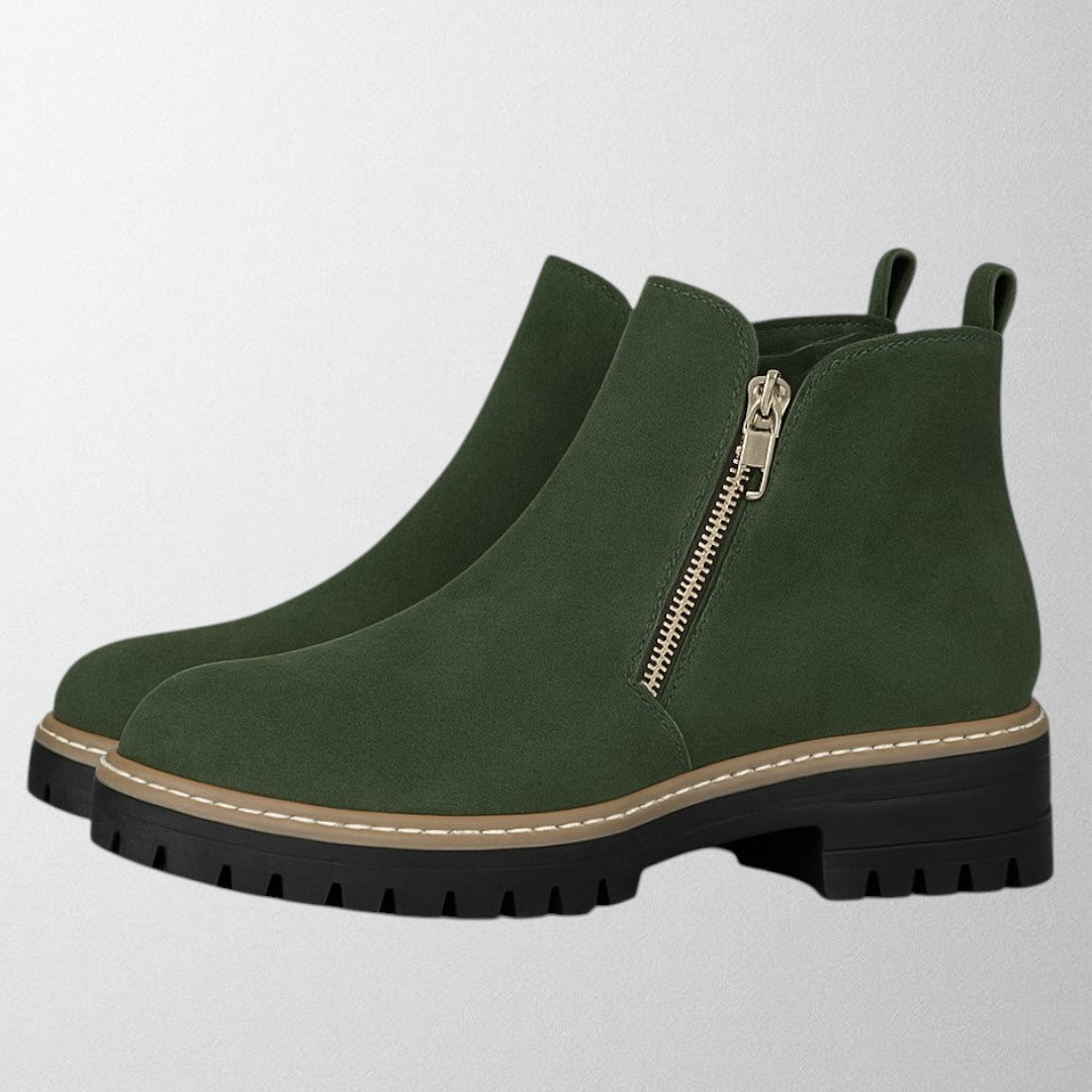 Louisa – Women's shoe with round toe and side zip fastening