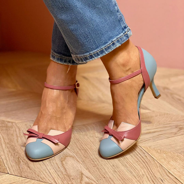 Josephine - Colourful sandals with bow and strap, round toe