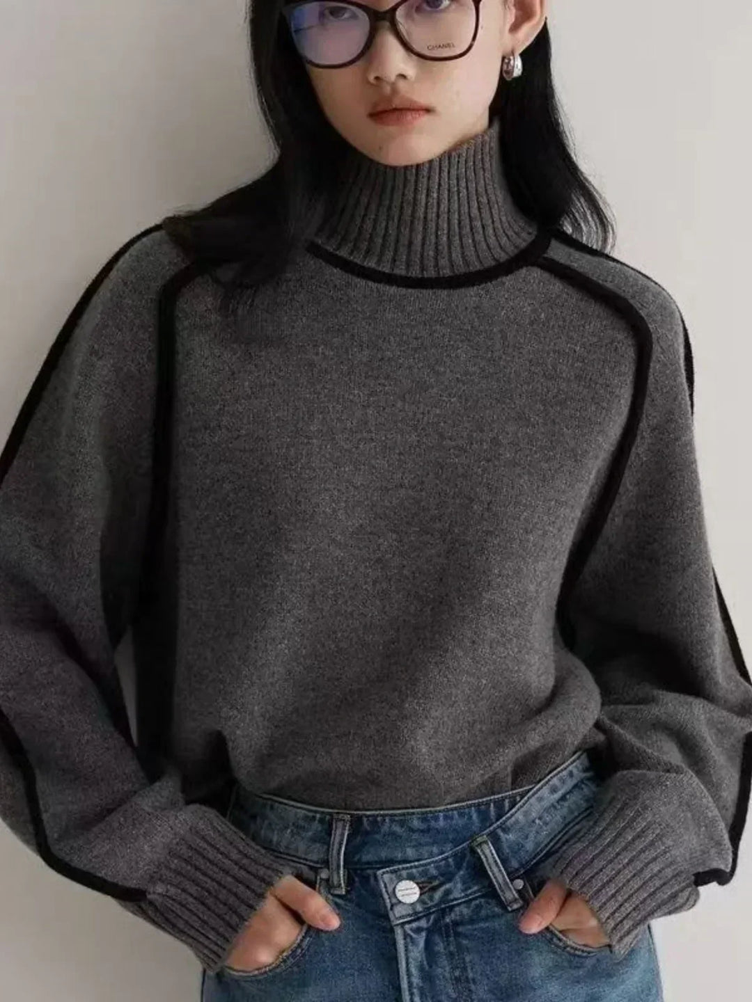 Paloma - Elegant Turtleneck sweater
