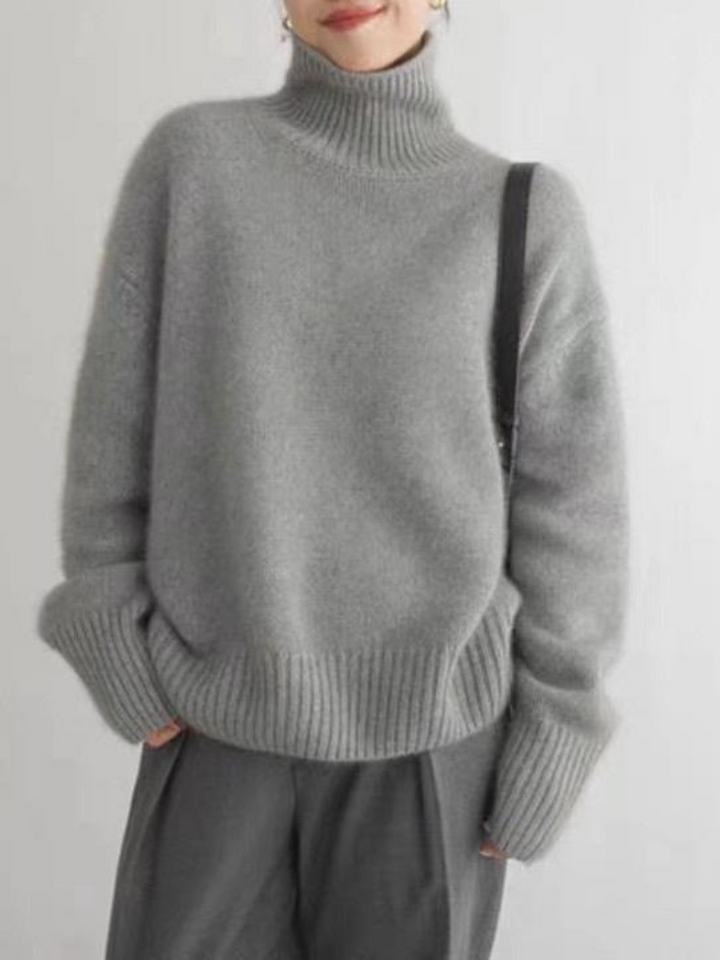 Dakota - Luxe turtleneck sweater