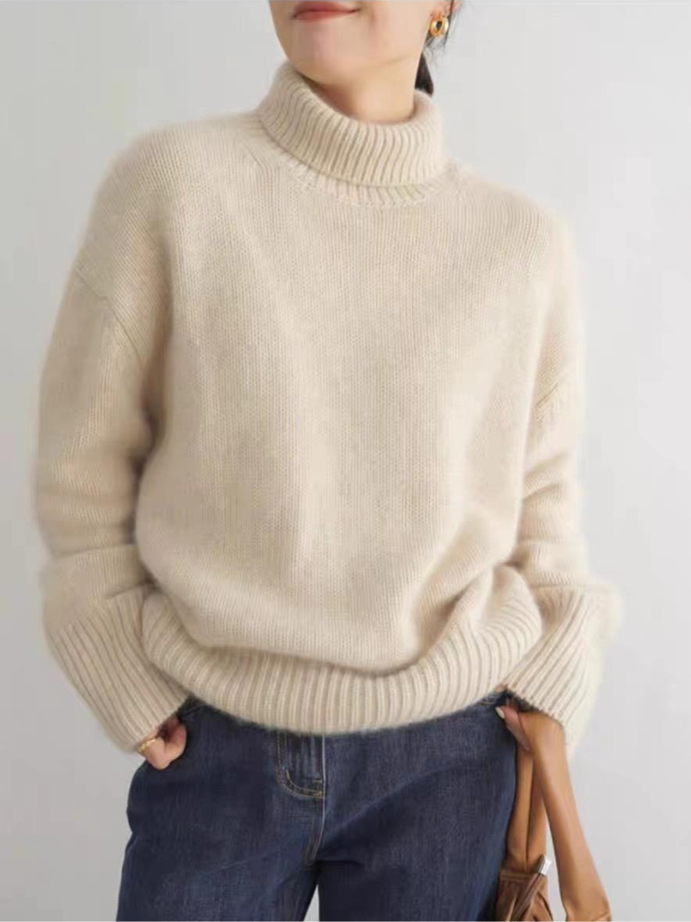 Dakota - Luxe turtleneck sweater