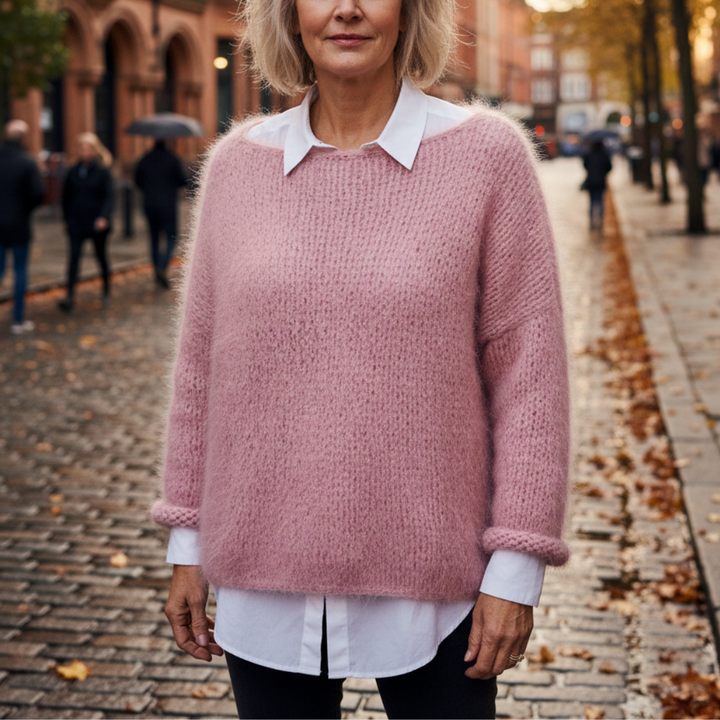 Cora - Soft Seasonal Sweater