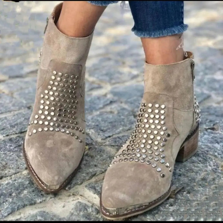 Eva - Ankle Boots with Studs