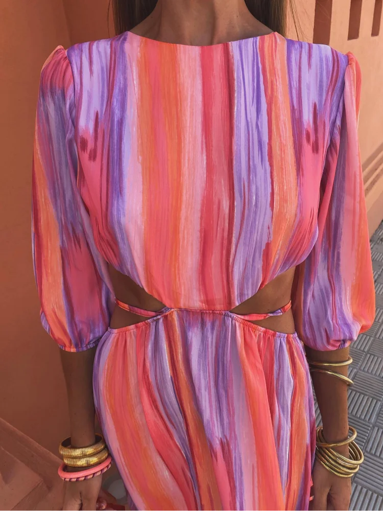 Sola - Dress with Open Back