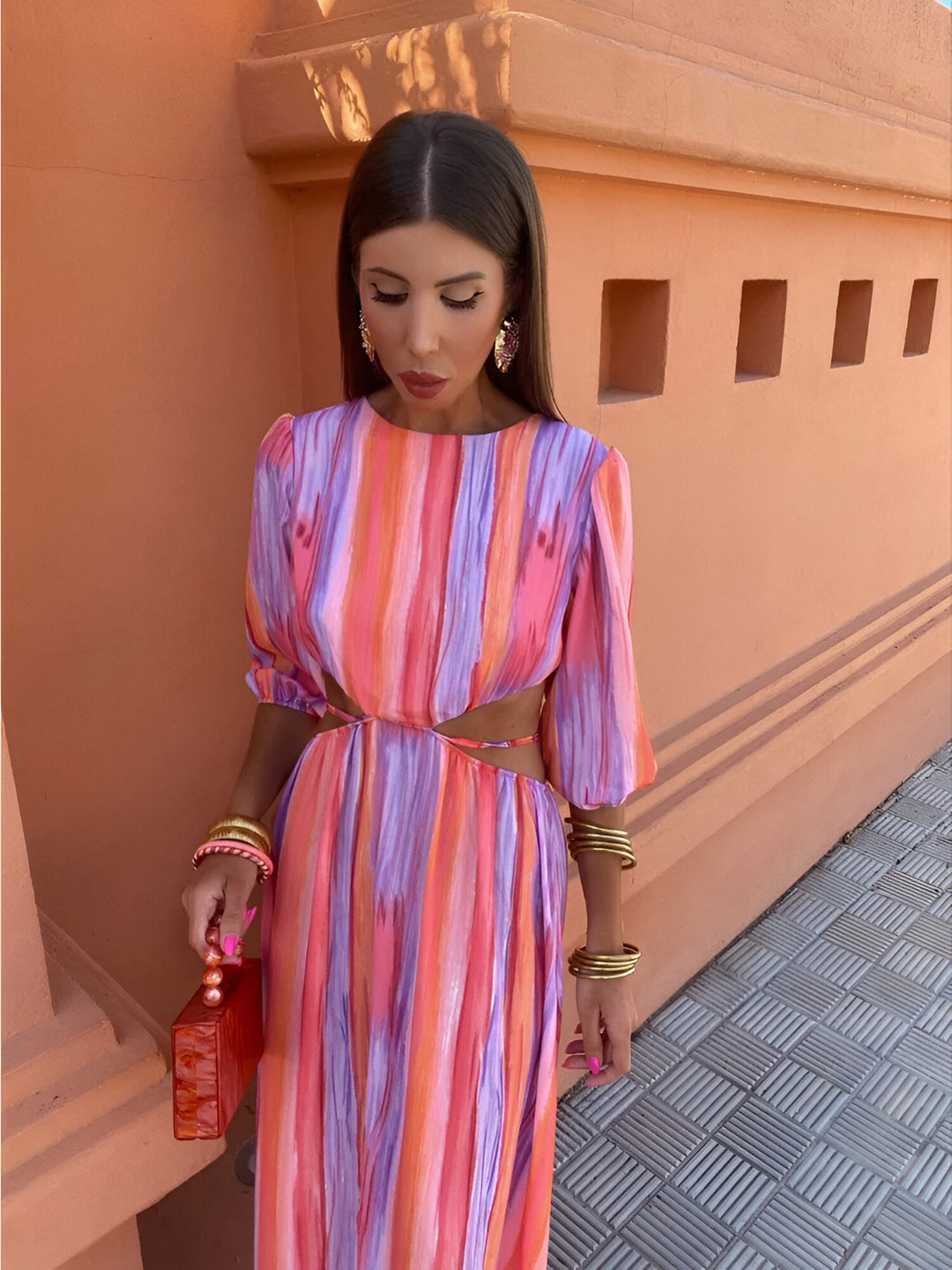 Sola - Dress with Open Back