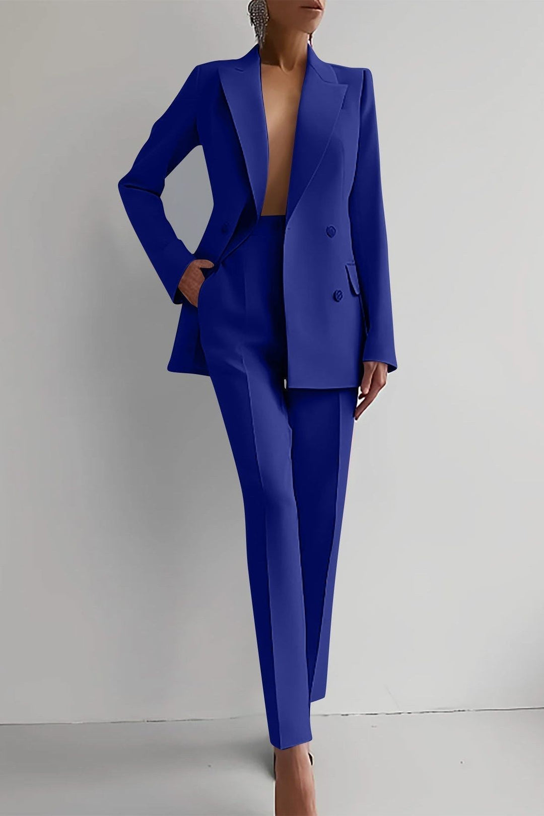 Carys - Power Suit