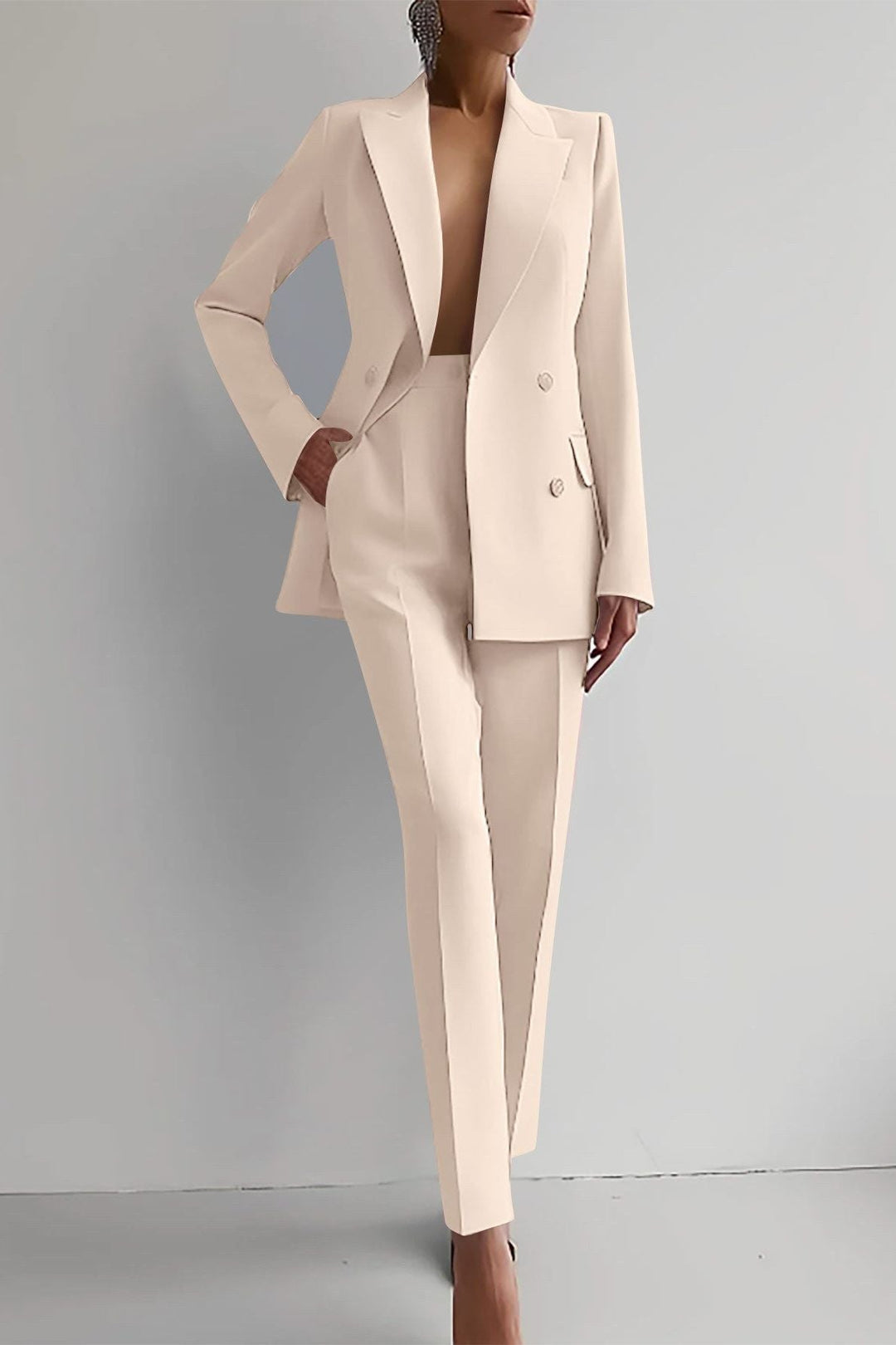 Carys - Power Suit