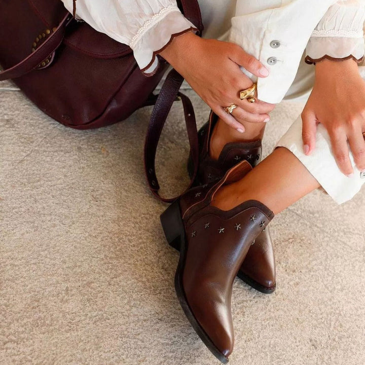 Julia - Western Boots with Studs