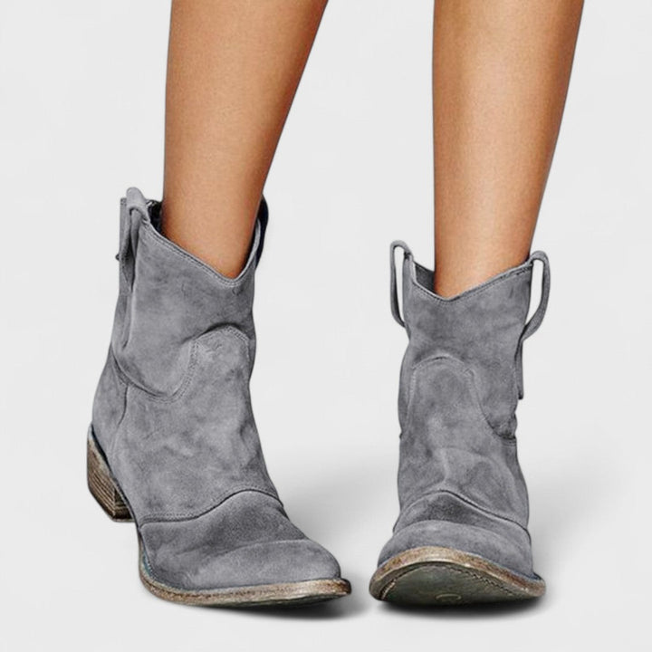 Cecilia - Timeless Ankle Boots