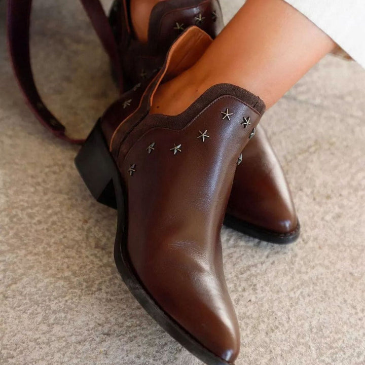 Julia - Western Boots with Studs