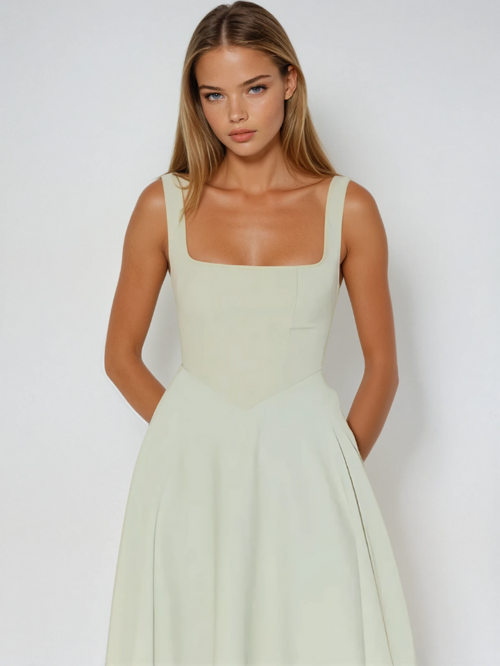 Scarlett - Elegant Dress