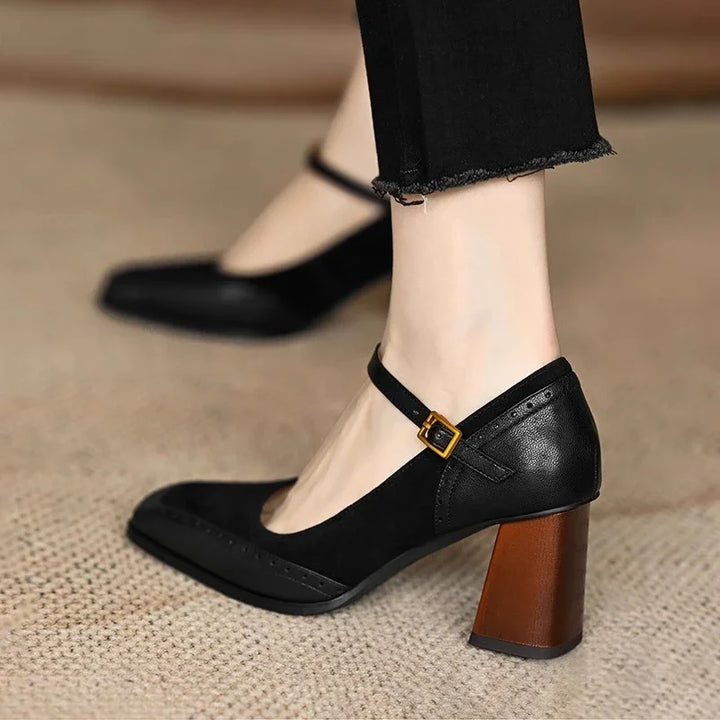 Isla - Classic Leather Pumps