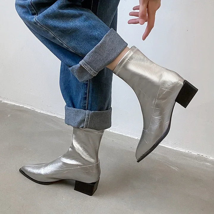 Isolde - Toe Boots