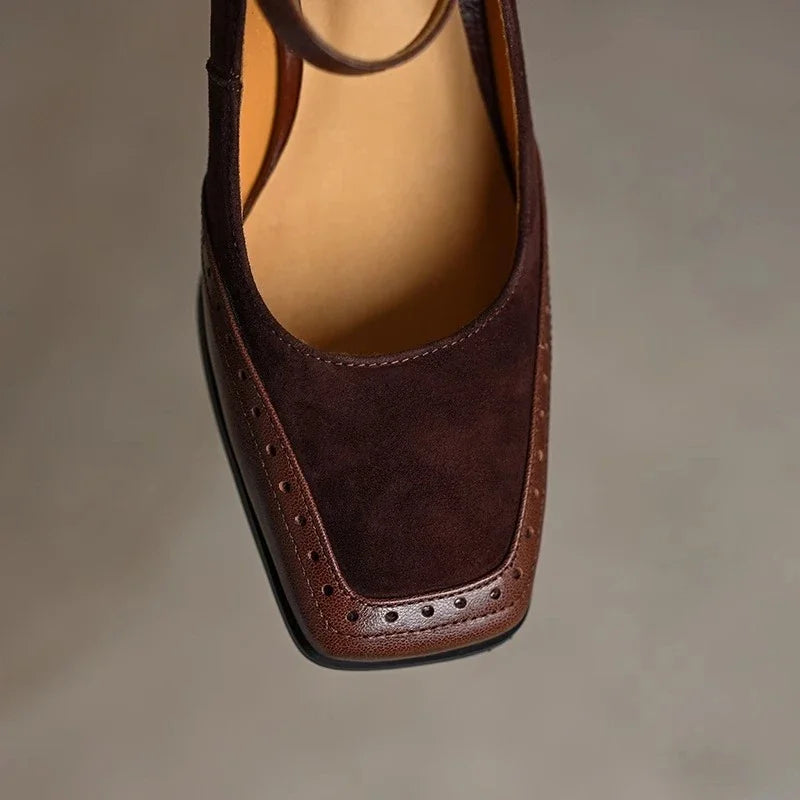 Isla - Classic Leather Pumps