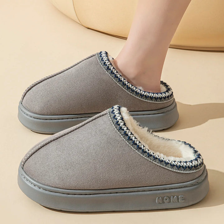 Freya - Chic Fluffy Platform Slides