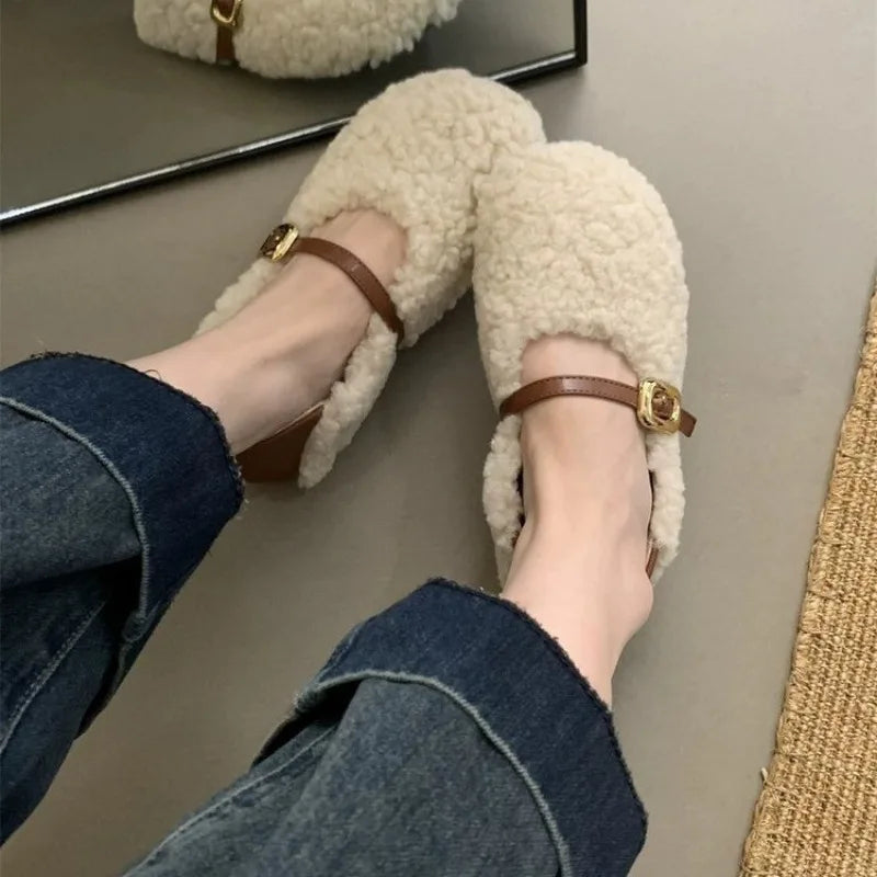 Jasmine - The Cozy Winter Loafer