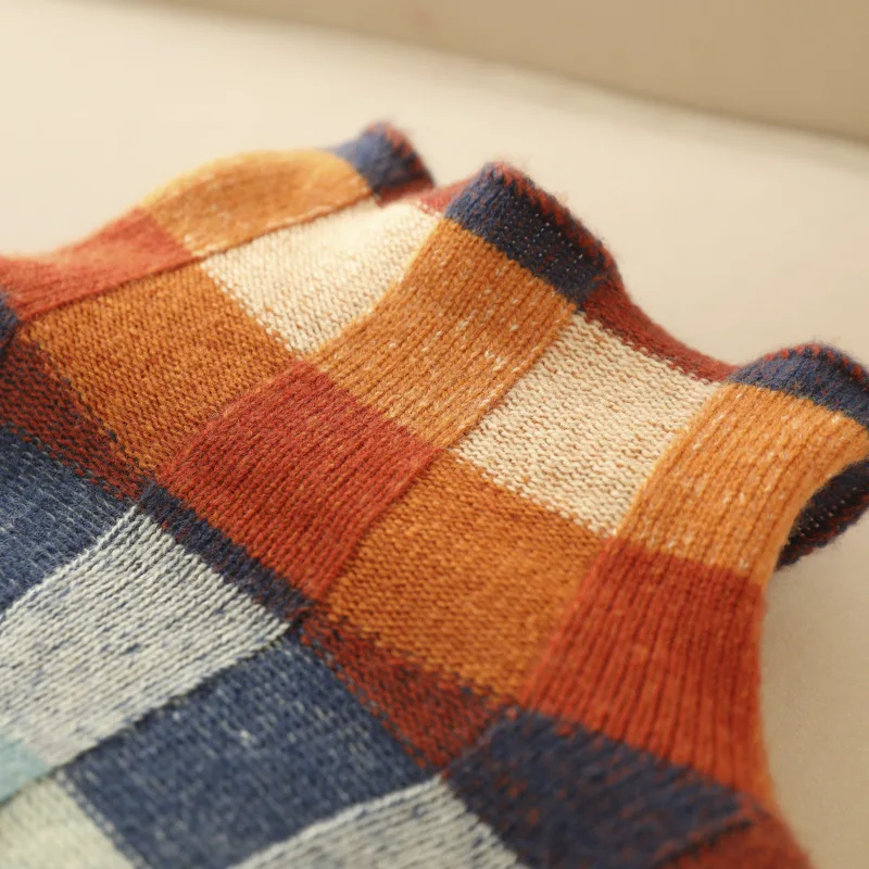 Ella - Cozy Retro Sweater