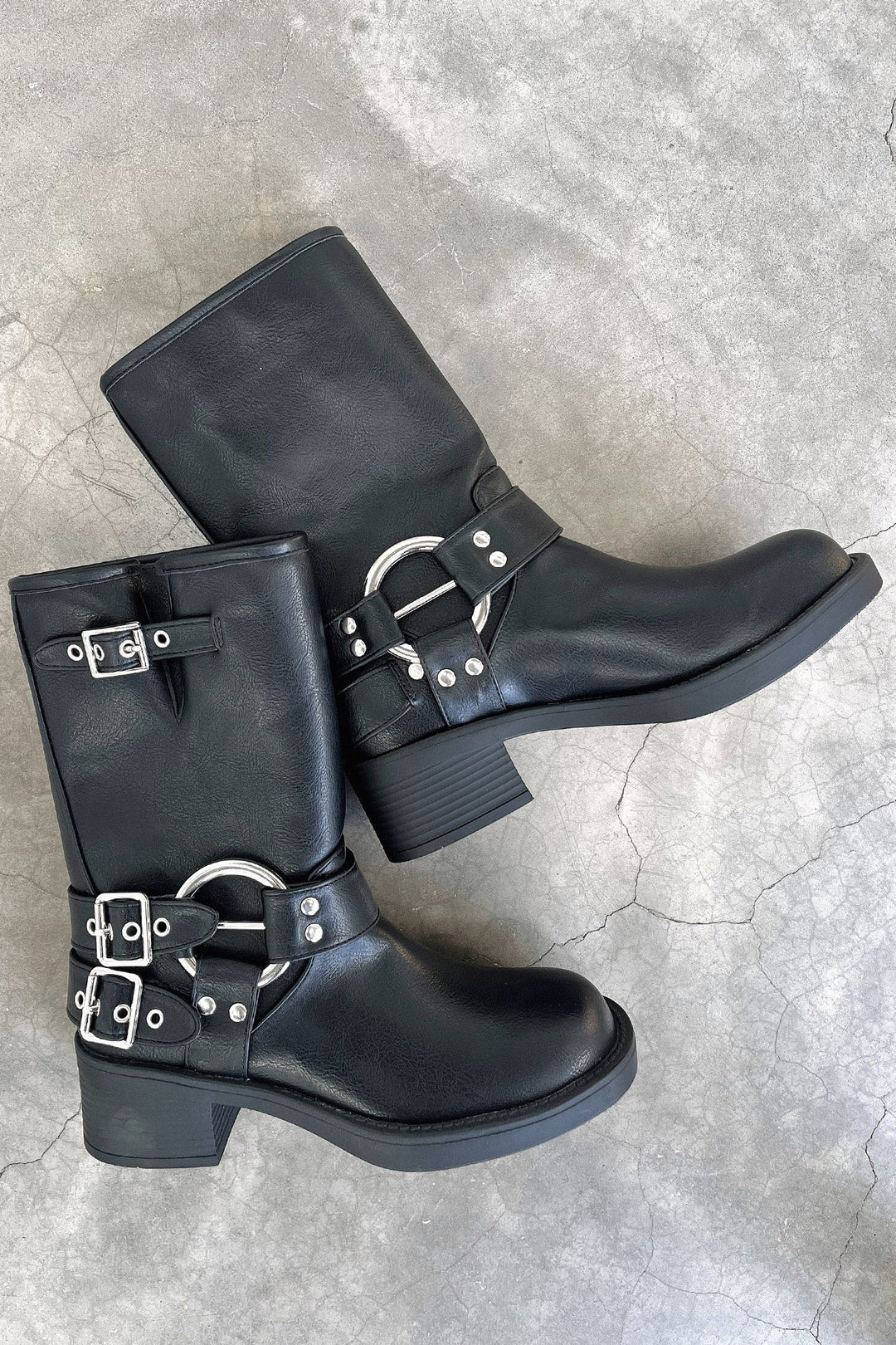 Alexandra - Women's Black Short Boots