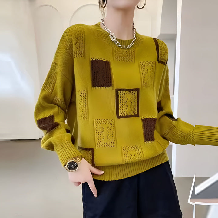 Caroline - Flattering Timeless Sweater