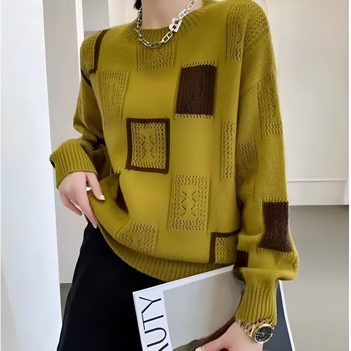 Caroline - Flattering Timeless Sweater
