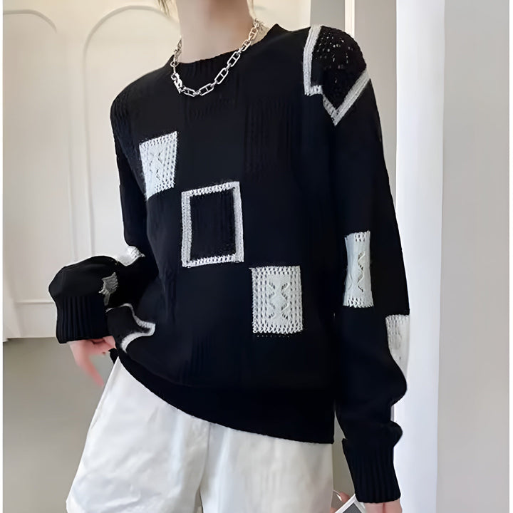 Caroline - Flattering Timeless Sweater