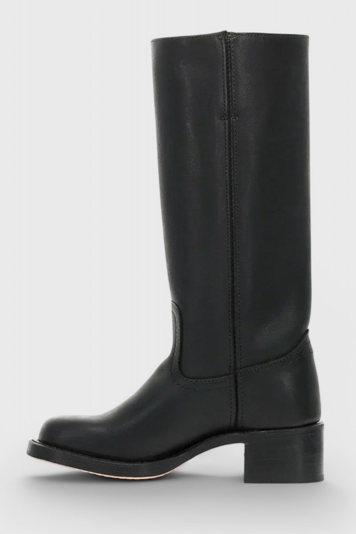 Felicity - Modern Classic Boots for All-Season Wear