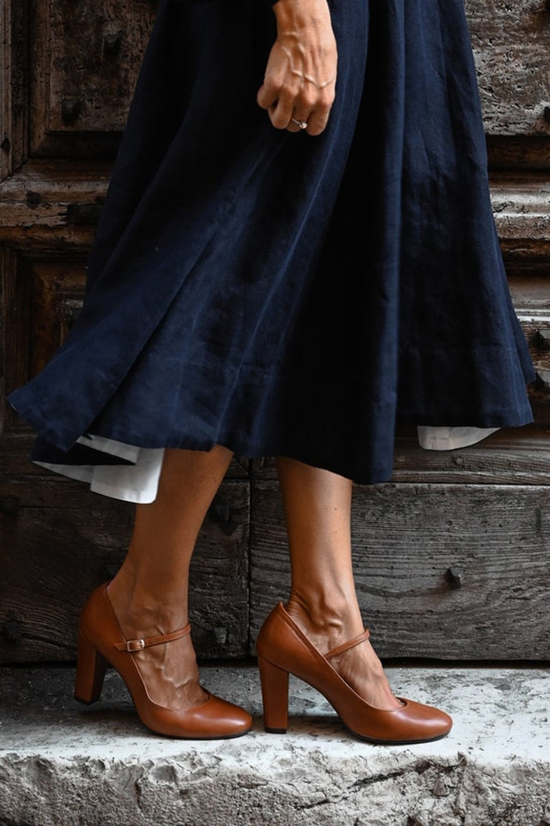 Cora - Everyday Sandals with Low Heel