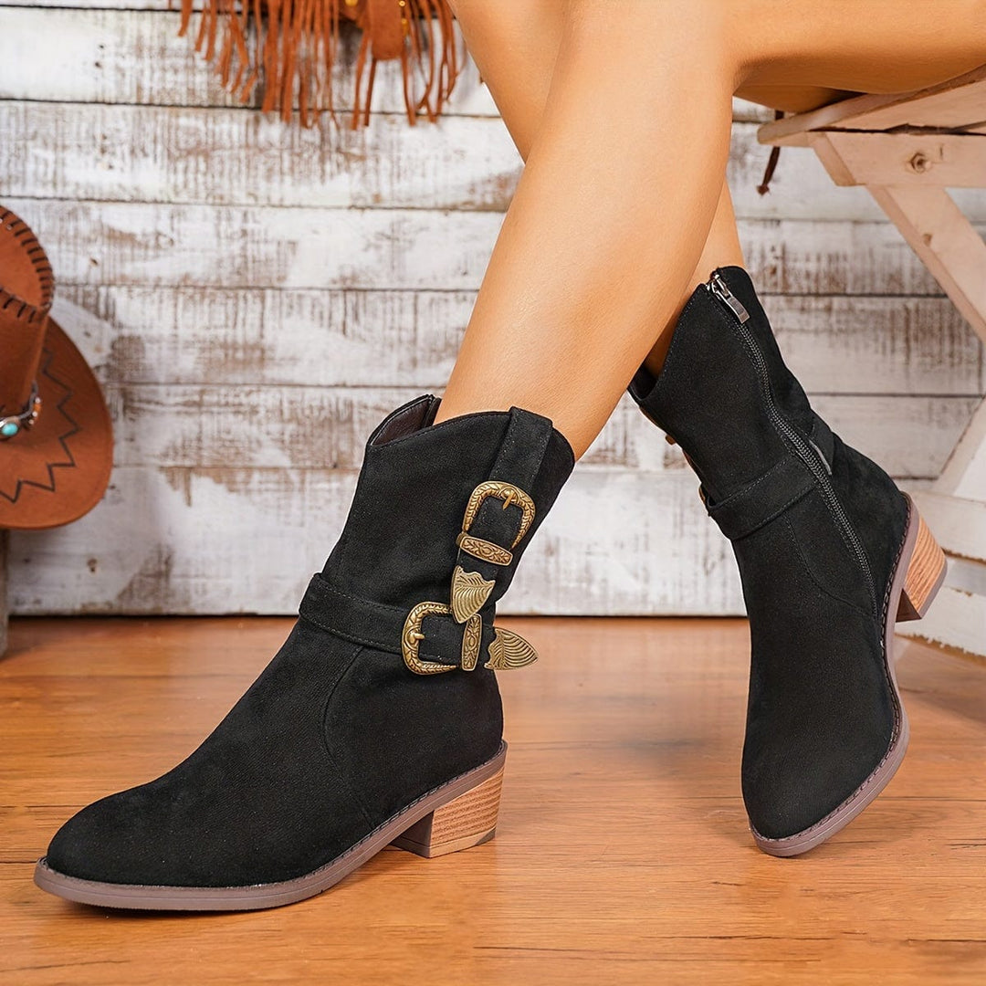 Giselle - Trail Boots