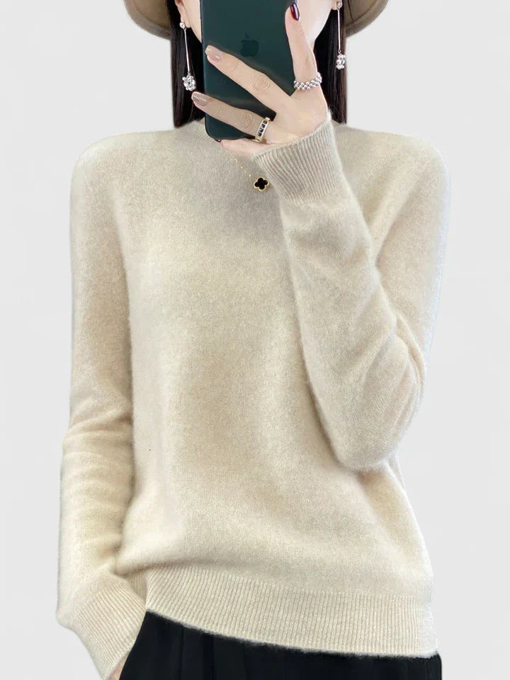 Isleen - Comfortable Sweater
