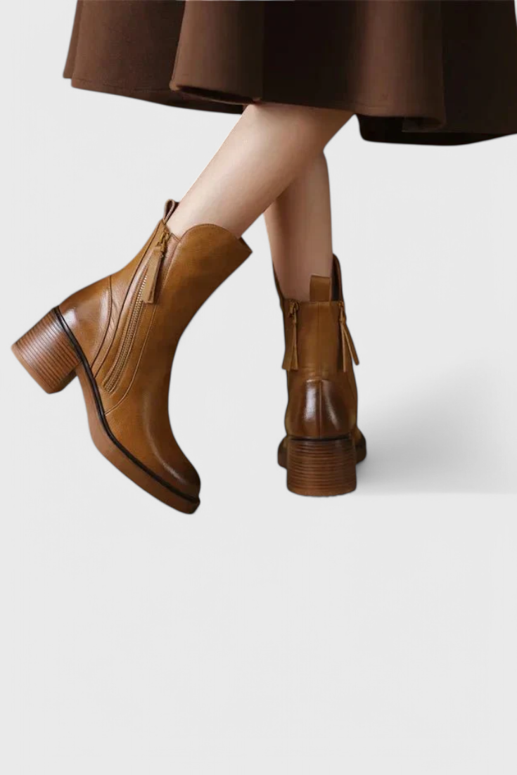 Beatriz - Sleek Ankle Boots for Effortless Style