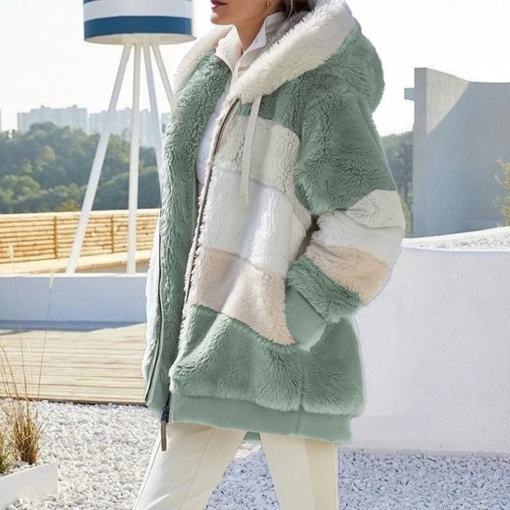 Octavia - Winter Jacket with Hood and Zipper