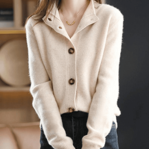 Chelsea - Luxurious Knit Cardigan