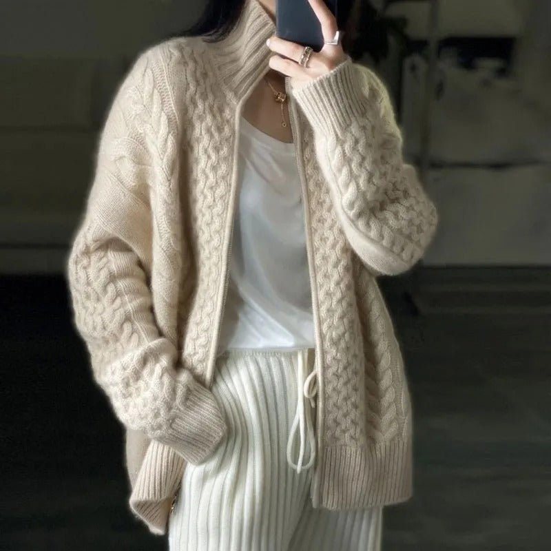 Annelise - Cable-Knit Cardigan