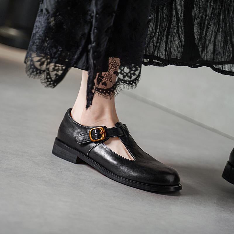 Clara - Elegant Mary Janes