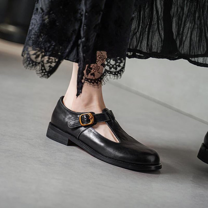 Clara - Elegant Mary Janes