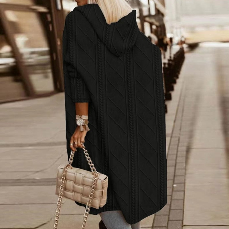 Mirabelle – Long-sleeved cable-knit hooded cardigan