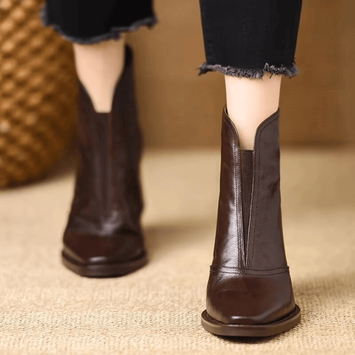 Anna - Classic Heel Boot